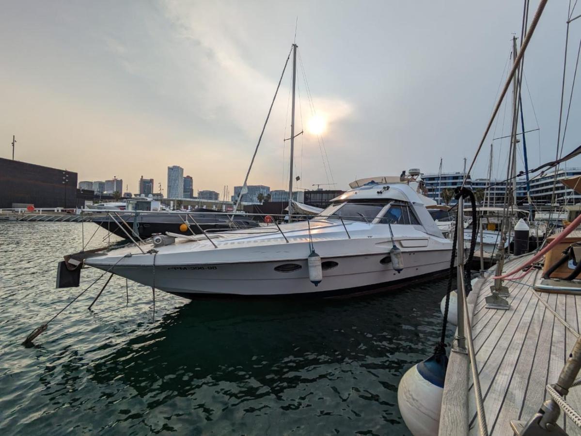 Hotel Magno II Boat San Adrián de Besós Zewnętrze zdjęcie