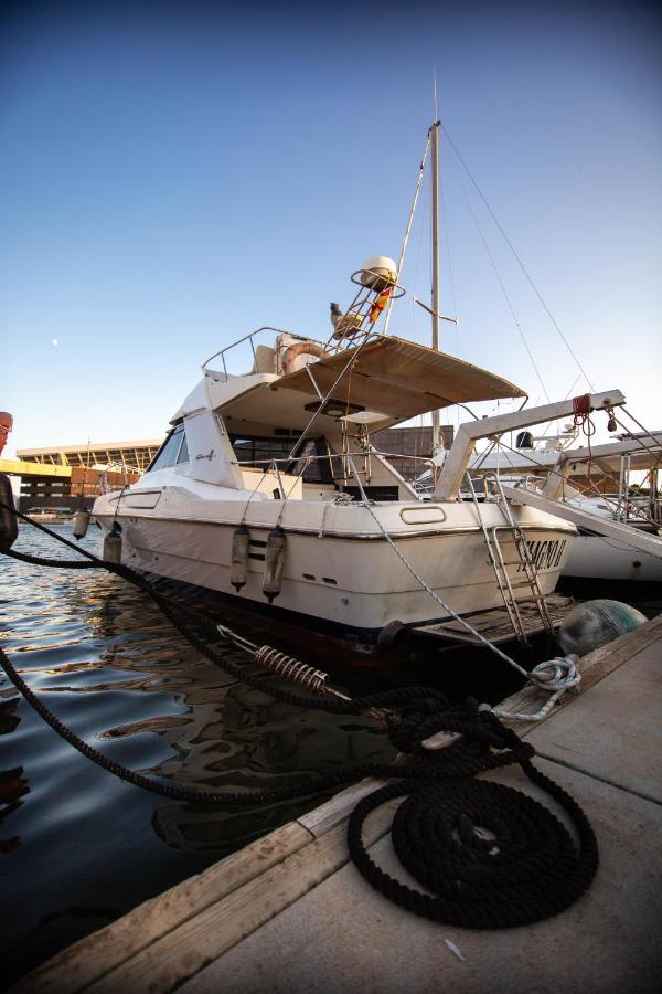 Hotel Magno II Boat San Adrián de Besós Zewnętrze zdjęcie