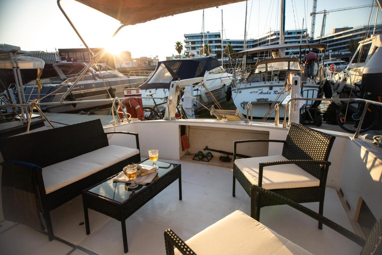 Hotel Magno II Boat San Adrián de Besós Zewnętrze zdjęcie